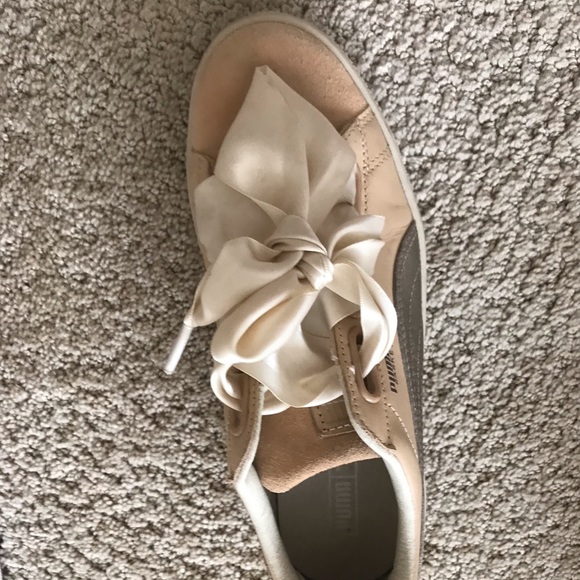 Puma Basket Free People Pink Sneakers - Picture 2 of 5